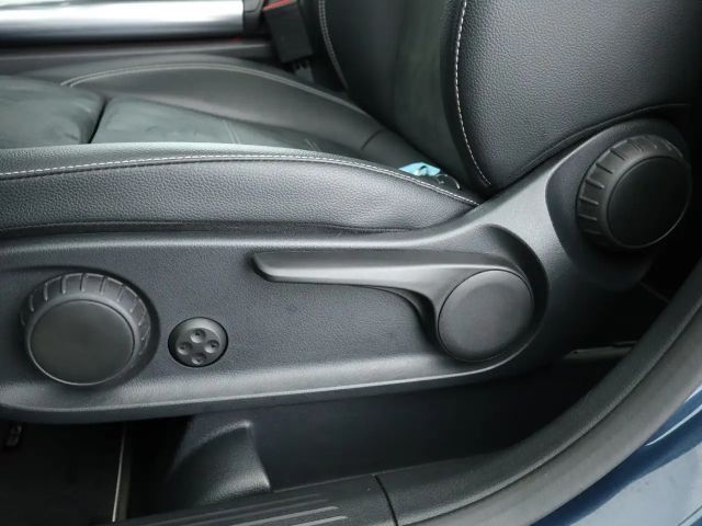 Mercedes-Benz B 200 AMG Line