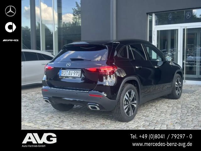 Mercedes-Benz GLA 200 Progressive