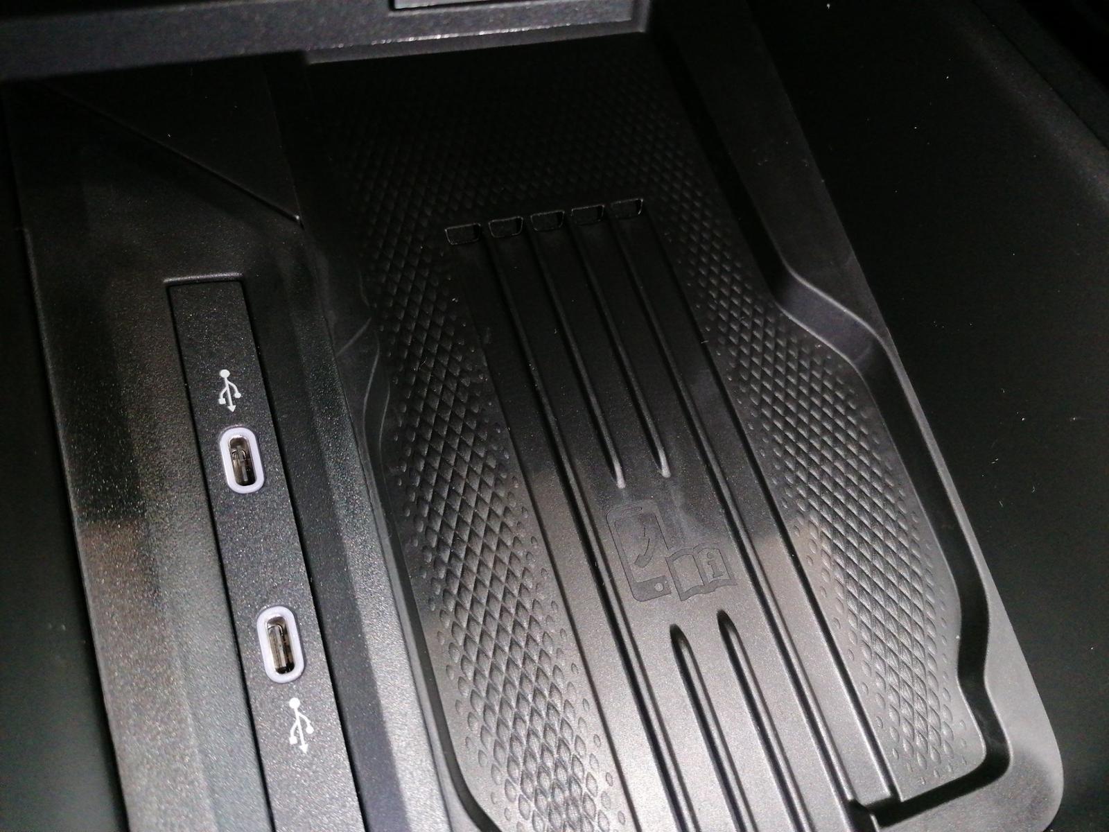 Skoda Superb 1.5 TSI Combi Selection iV