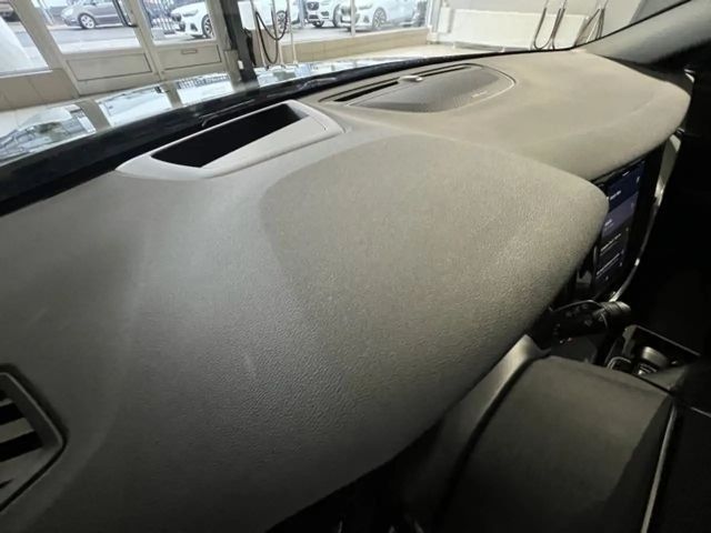 Volvo V60 AWD Dark Plus Recharge T6