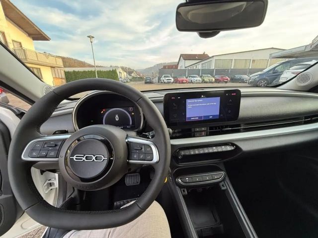 Fiat 600e HYBRID