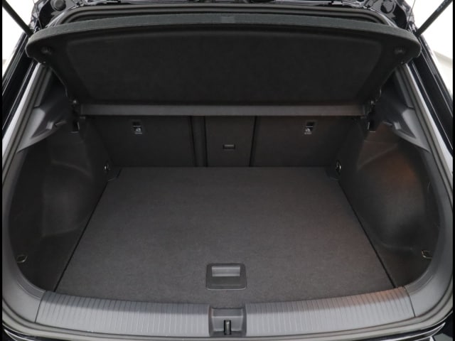 Volkswagen T-Roc T-ROC R-LINE 1.5 TSI DSG (+ACC-RADAR+NAVI)