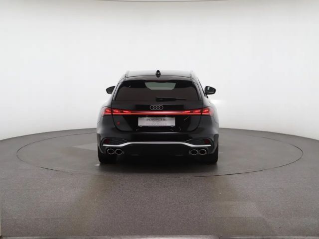 Audi S5 Avant Quattro