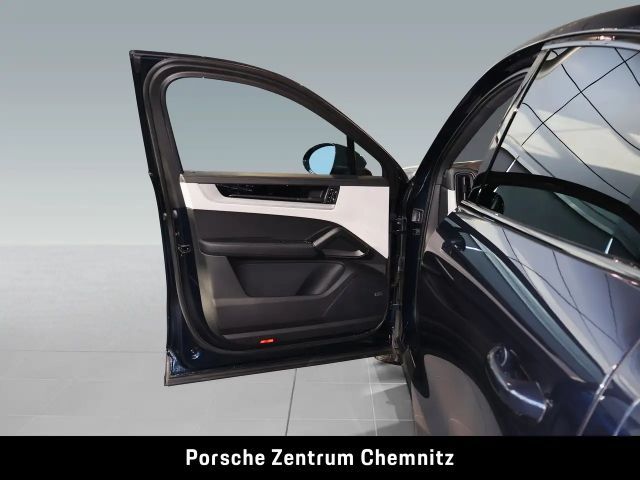 Porsche Cayenne 4 Coupé E-Hybrid