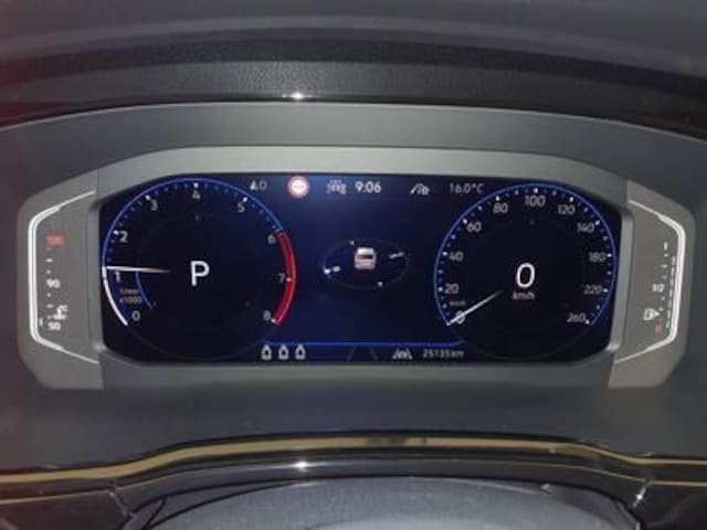 Volkswagen Touran DSG R-Line