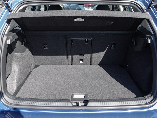 Volkswagen Golf 1.5 eTSI DSG