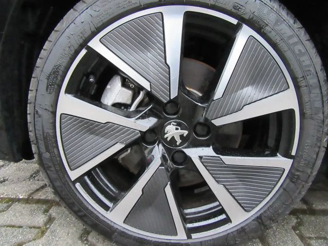 Peugeot E-208 GT-Line