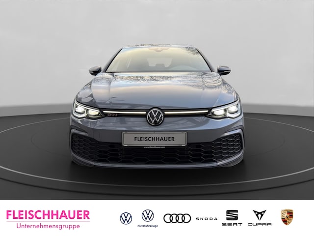 Volkswagen Golf 2.0 TSI DSG Golf VIII Style