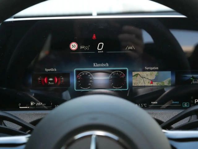 Mercedes-Benz E 220 AMG Line E 220 d Sedan