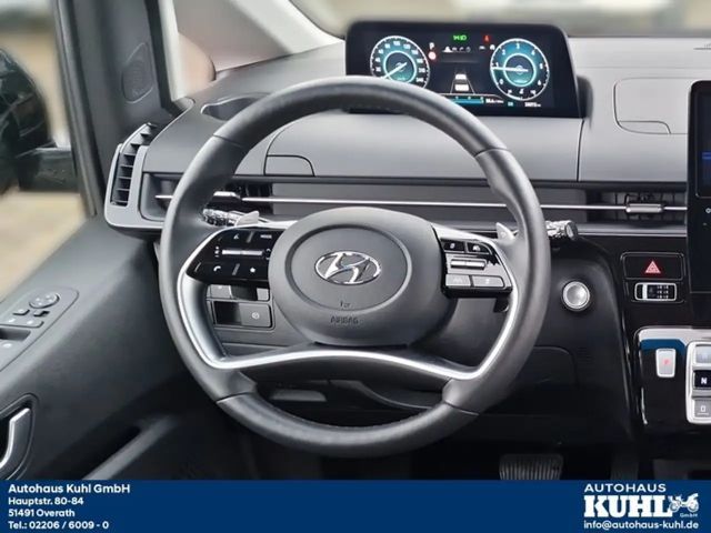 Hyundai Staria Trend