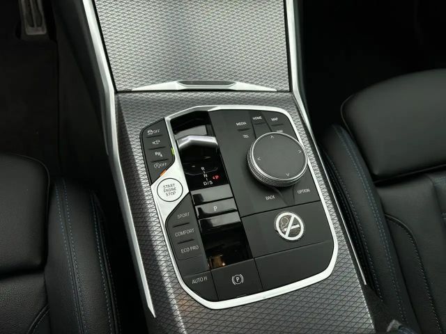 BMW 330 330i M-Sport Sedan xDrive