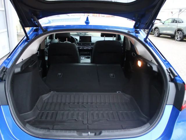 Honda Civic Advance e:HEV