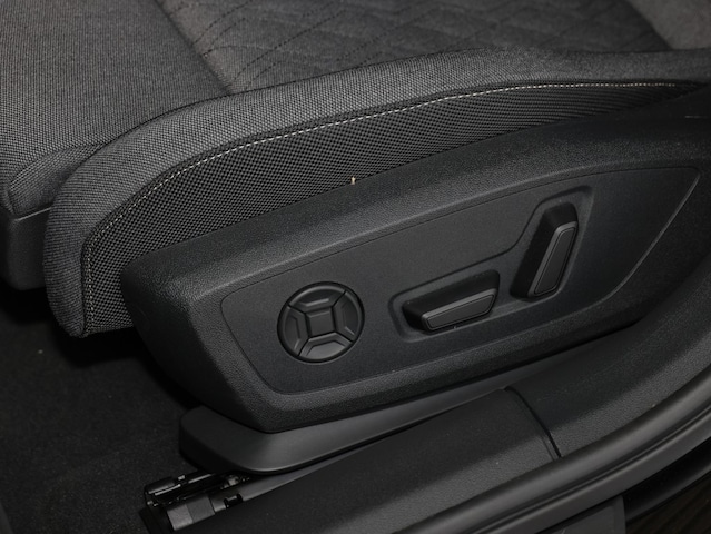 Audi A6 Avant Quattro S-Tronic