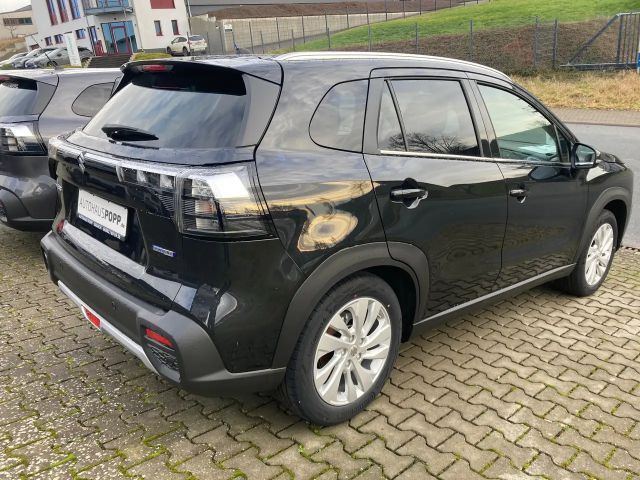 Suzuki S-Cross Hybrid