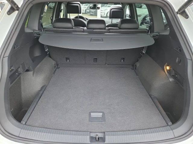 Volkswagen Tiguan Allspace DSG R-Line Style