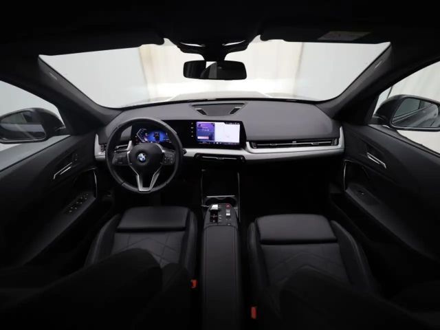 BMW X1 AUTOMAAT - LED - NAVI