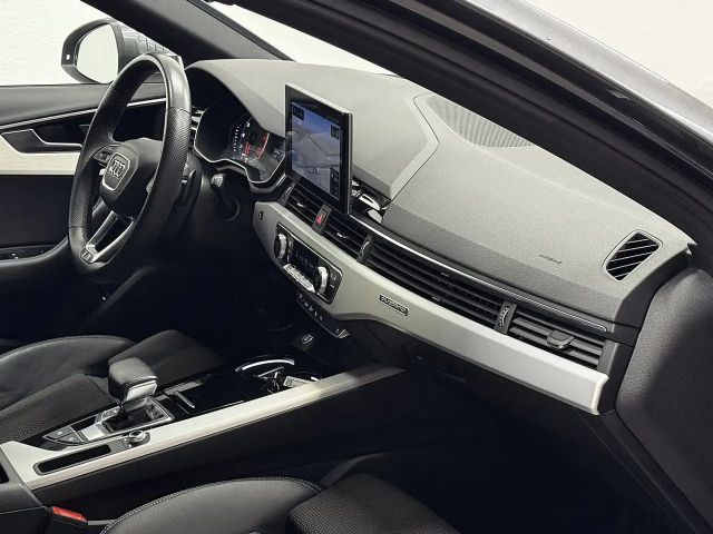 Audi A4 40 TFSI Avant Quattro S-Tronic