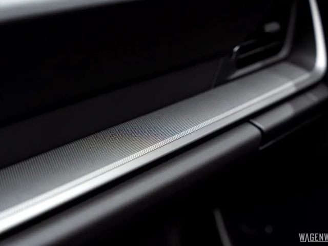 Porsche 992 4 Cabrio Targa