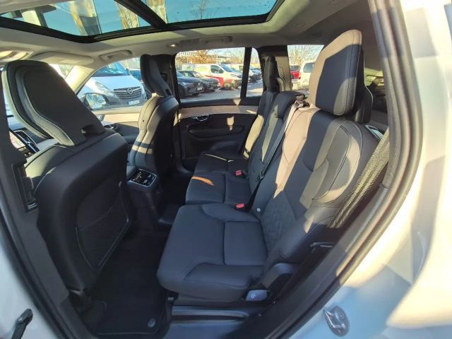 Volvo XC90 AWD Dark Plus T8