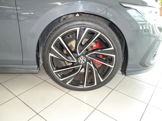 Volkswagen Golf 2.0 TDI DSG Golf VIII