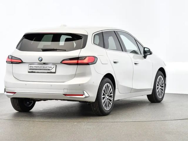BMW 218 218d Active Tourer Sedan