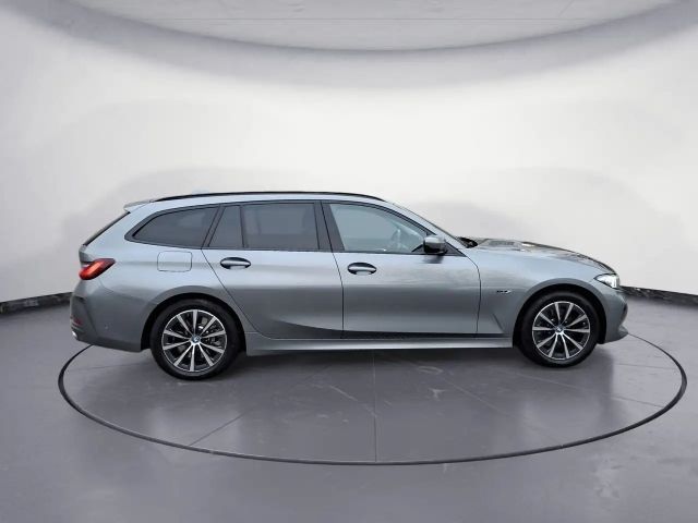 BMW 320 320e Touring