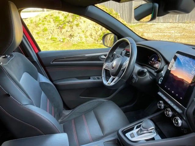 Renault Arkana E-Tech Hybrid RS