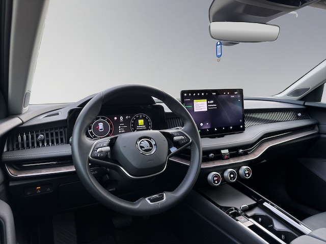 Skoda Superb 2.0 TDI Combi