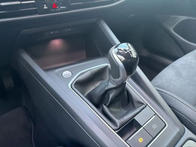 Volkswagen Golf Rabbit TSI