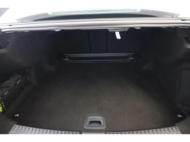 Mercedes-Benz E 220 AVANTGARDE E 220 d Sedan