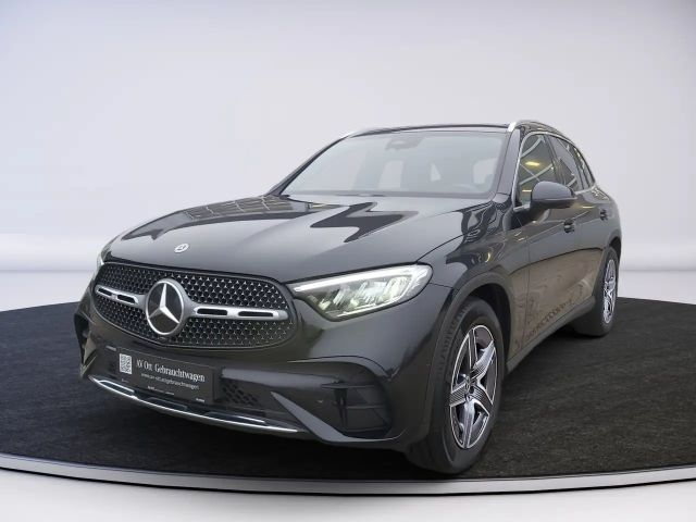 Mercedes-Benz GLC 300 4MATIC AMG Line GLC 300 d