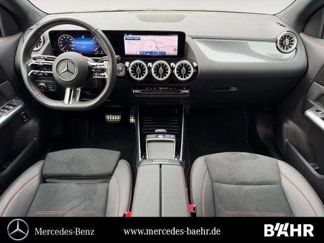 Mercedes-Benz GLA 200 AMG Line GLA 200 d
