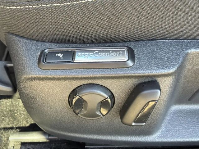 Volkswagen Passat 1.5 TSI DSG Variant