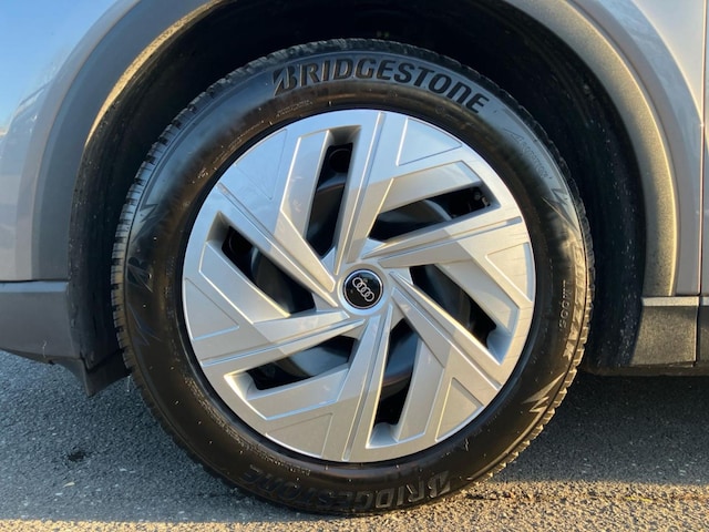 Audi Q4 e-tron SUV 45 e-tron Audi Q4 e-tron