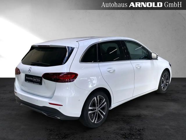 Mercedes-Benz B 200 Progressive Sedan