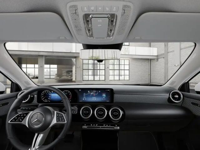 Mercedes-Benz A 180 Hatchback Progressive