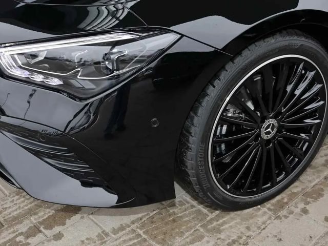 Mercedes-Benz CLA 200 AMG Line Coupé