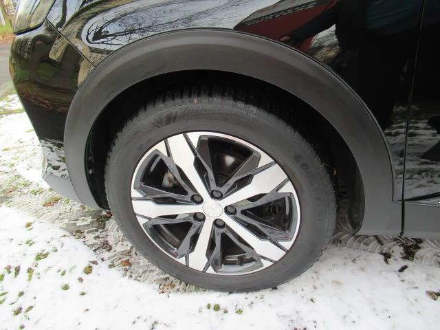 Peugeot 3008 Roadtrip PT130, Zahnr. NEU, Navi,AHZV,360°K,SHZ