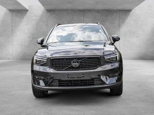 Volvo XC40 Dark Plus