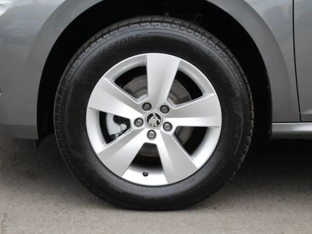 Skoda Kamiq Essence TSI