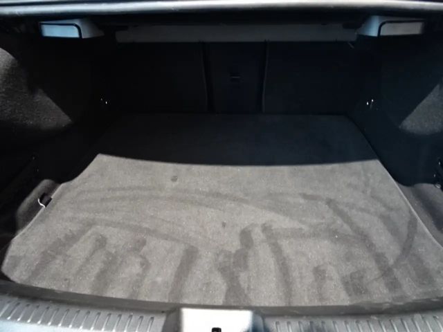 Mercedes-Benz CLA 220 4MATIC AMG Line Coupé