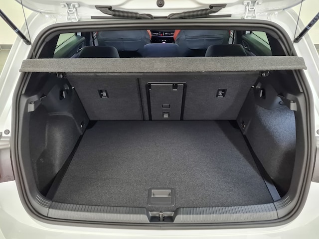 Volkswagen Golf 2 0 l TSI ACC SpurW KAM W-Paket