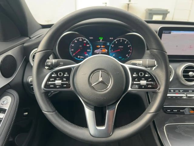 Mercedes-Benz C 200 4MATIC AVANTGARDE Sedan