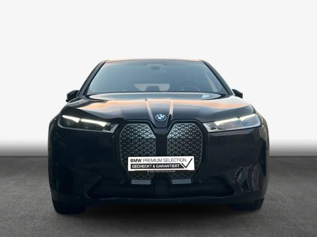 BMW iX xDrive40