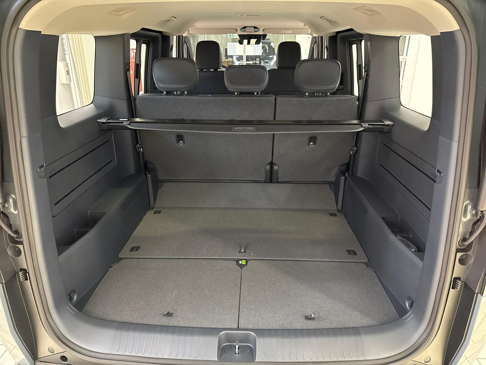 Kia PV5 Passenger Passenger Elektro ELITE LED*TOT-WINKEL*