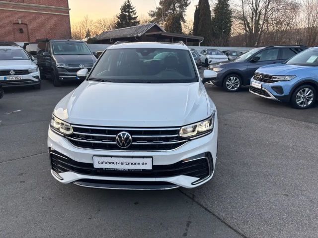 Volkswagen Tiguan 4Motion R-Line