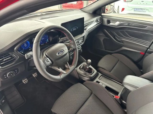 Ford Focus EcoBoost ST Line Wagon