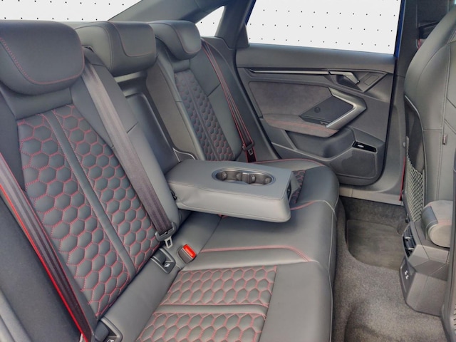 Audi RS3 Quattro S-Tronic Sedan