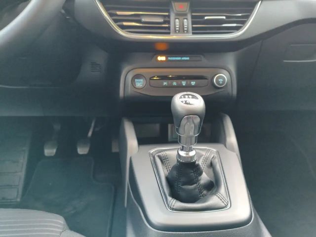 Ford Focus Titanium Wagon