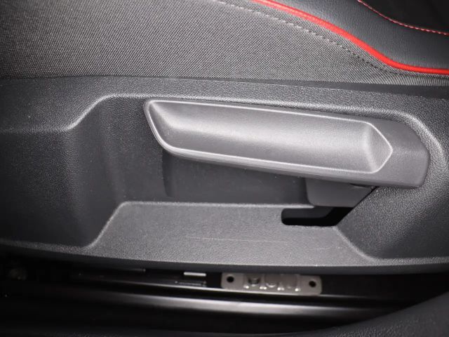 Volkswagen Golf 2.0 TSI GTI Style